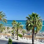 Sea Views Studio 712